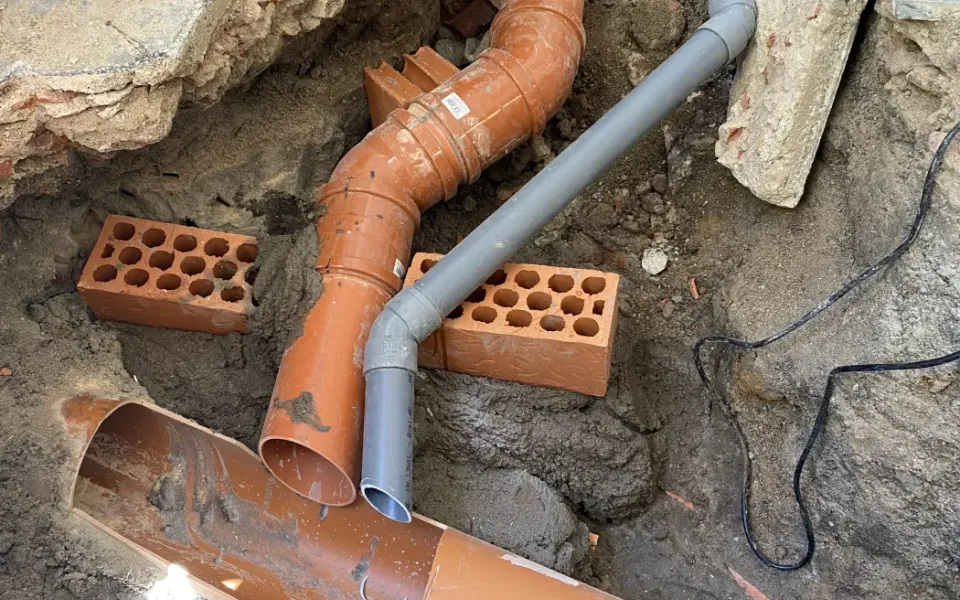 Tuberías de saneamiento durante una renovación